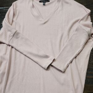 White House Black Market Light Pink Ribbed Top